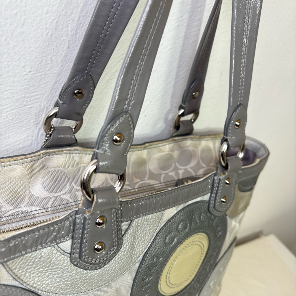 COACH F19042 Patent Leather Canvas Jacquard Logo Monogram Tote Bag Purse - Picture 2 of 16